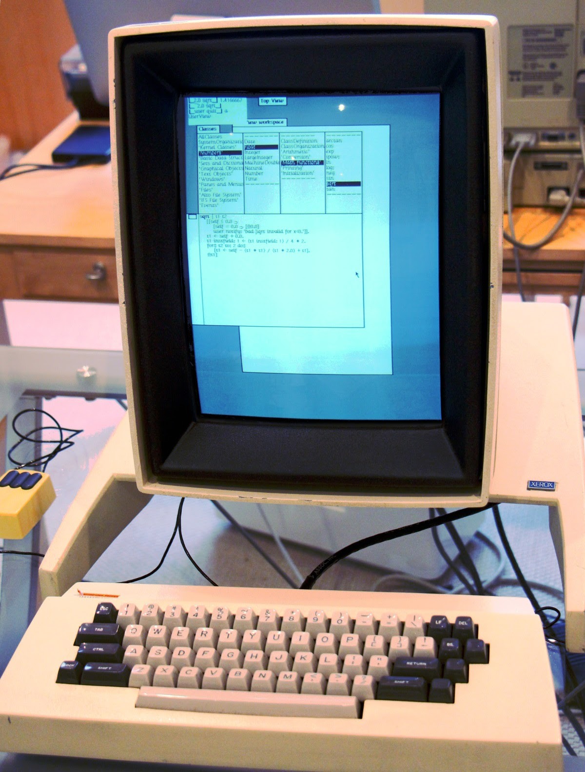 Komputer Xerox Alto (demonstracja interfejsu GUI/menu głównego)
